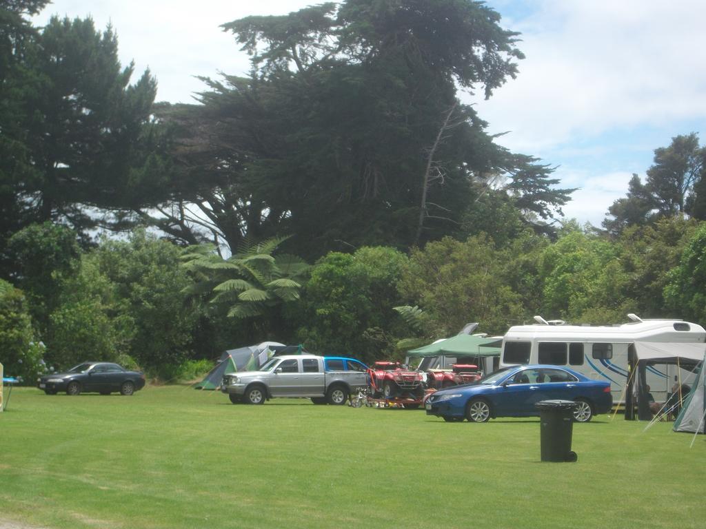 Karamea Holiday Park Exterior photo